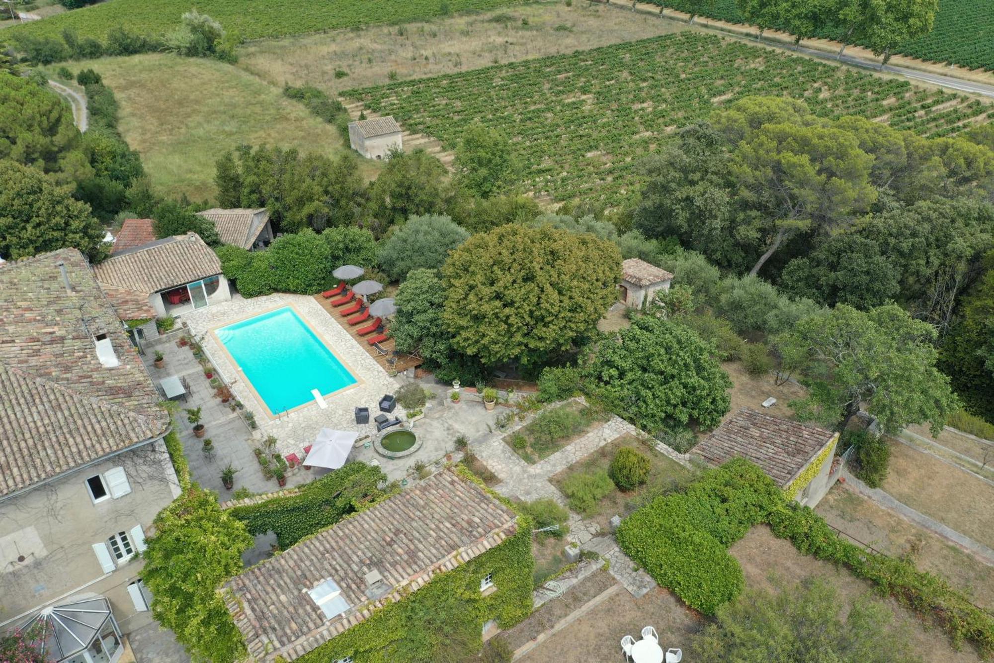 Le Domaine Du Soulier -Gite Et Chambres D'Hotes - La Maison Du Gardien Tornac المظهر الخارجي الصورة