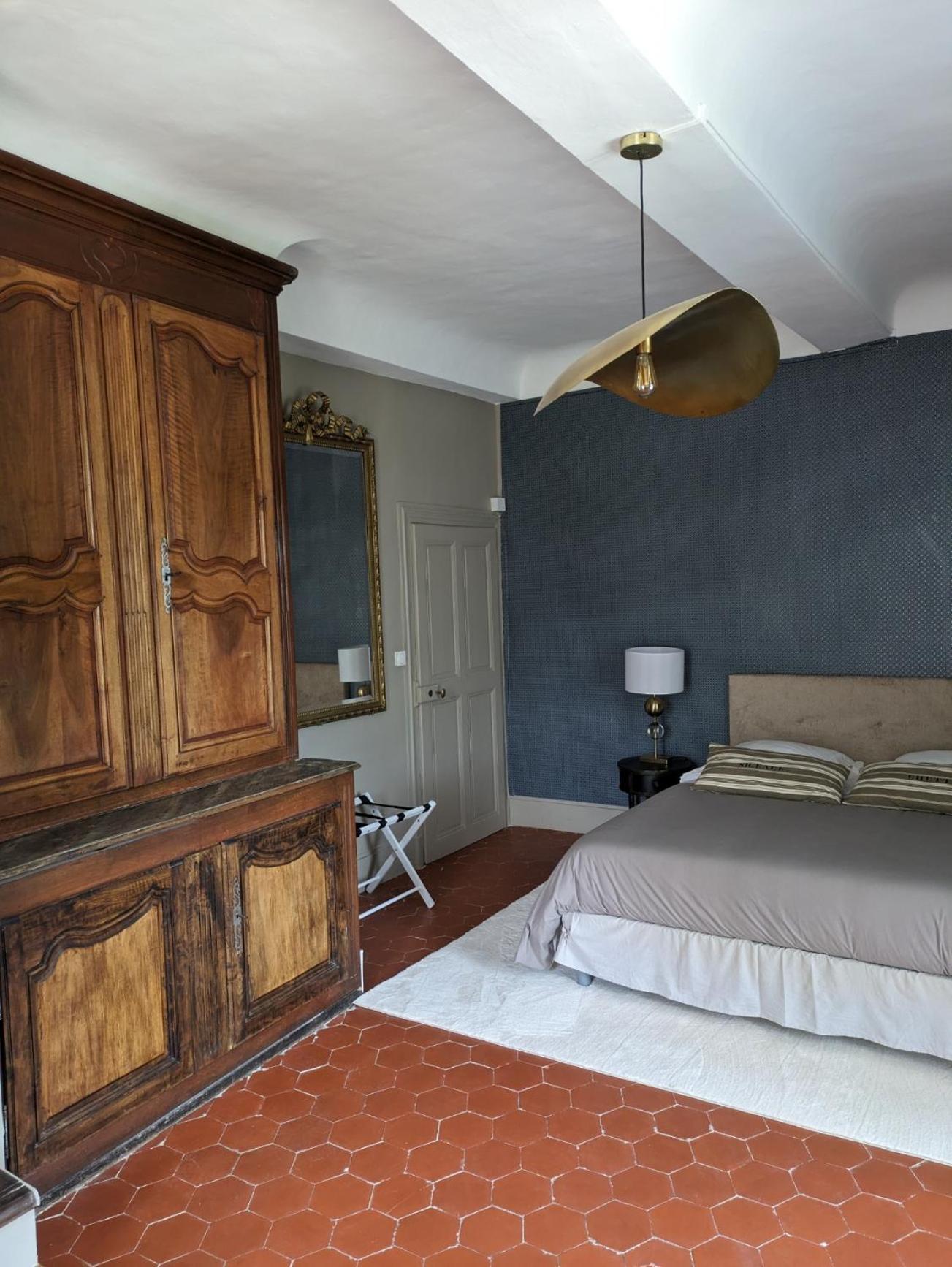 Le Domaine Du Soulier -Gite Et Chambres D'Hotes - La Maison Du Gardien Tornac المظهر الخارجي الصورة