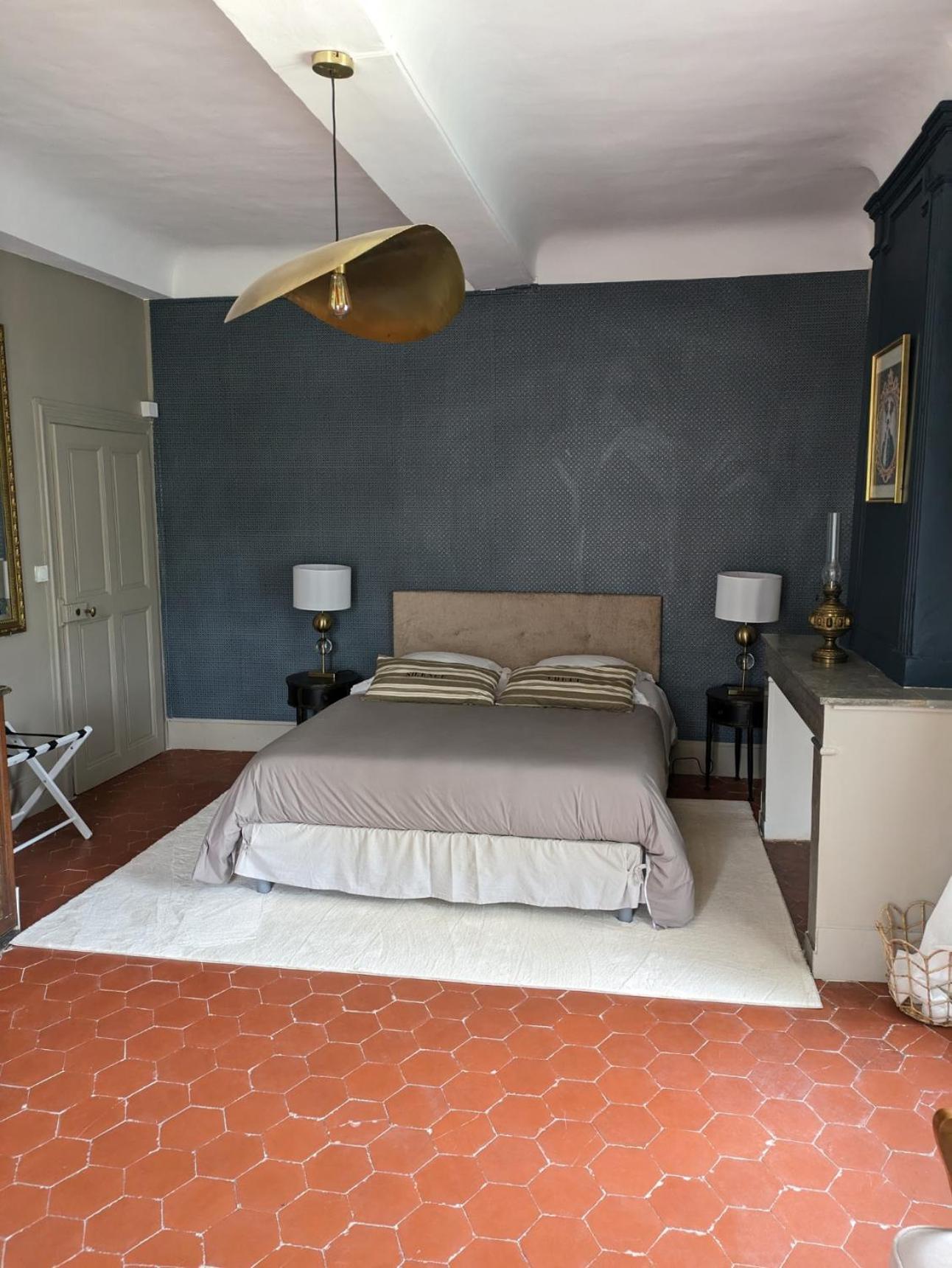 Le Domaine Du Soulier -Gite Et Chambres D'Hotes - La Maison Du Gardien Tornac المظهر الخارجي الصورة